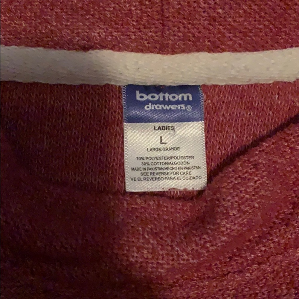 sweater - Picture 2 of 2